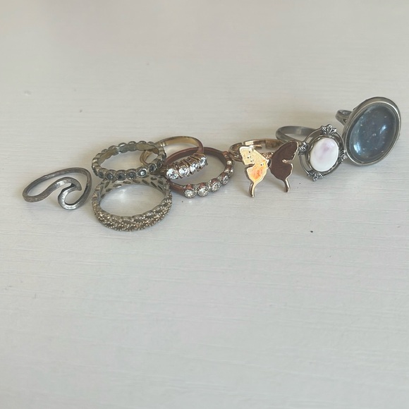 Rings, Rings, Rings! - Picture 2 of 10